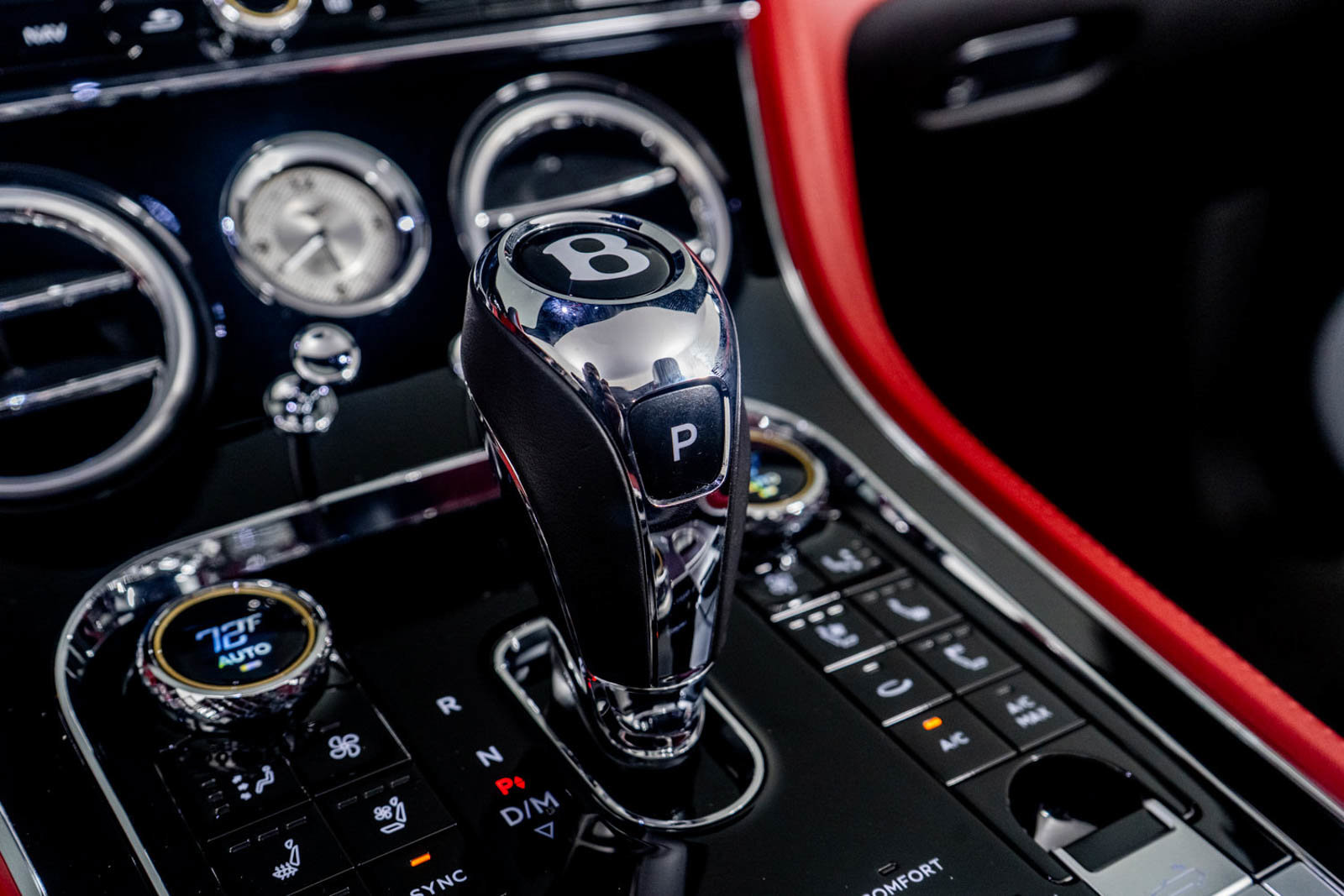 Used 2023 Bentley Continental GT V8 image 48