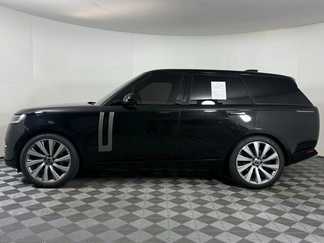 Certified 2023 Land Rover Range Rover SE video 3