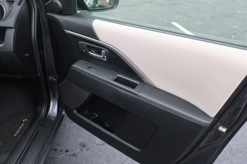 Used 2014 MAZDA MAZDA5 Sport FWD image 21