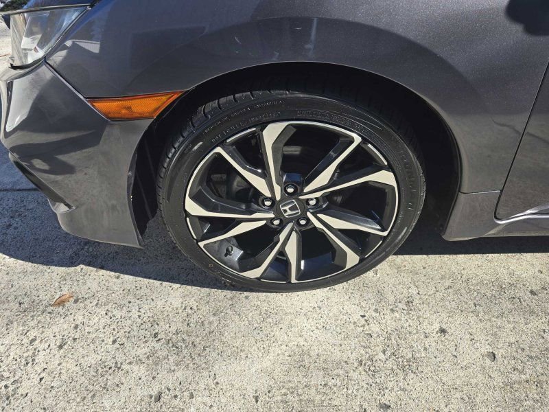 Used 2021 Honda Civic Sport image 9