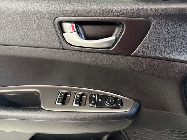 Used 2020 Kia Optima LX FWD image 20