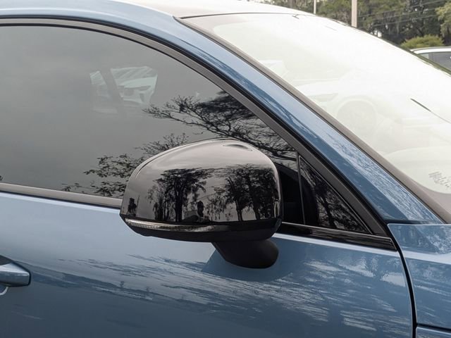 Certified 2023 Volvo C40 Recharge Core image 15