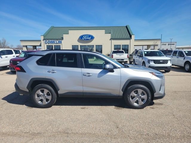 Used 2024 Toyota RAV4 XLE FWD image 20
