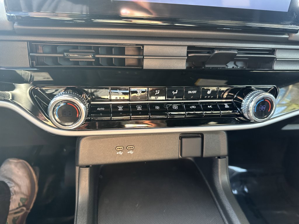 Used 2025 Honda Prologue Touring image 25