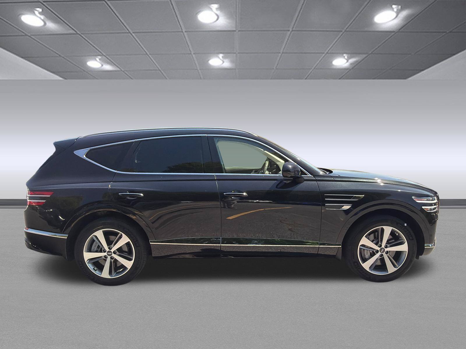 Used 2024 Genesis GV80 2.5T w/ Advanced Package AWD/4WD image 4