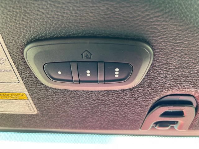Used 2021 Jeep Wrangler Unlimited Sahara w/ Uconnect 4C Nav & Sound Group AWD/4WD image 33