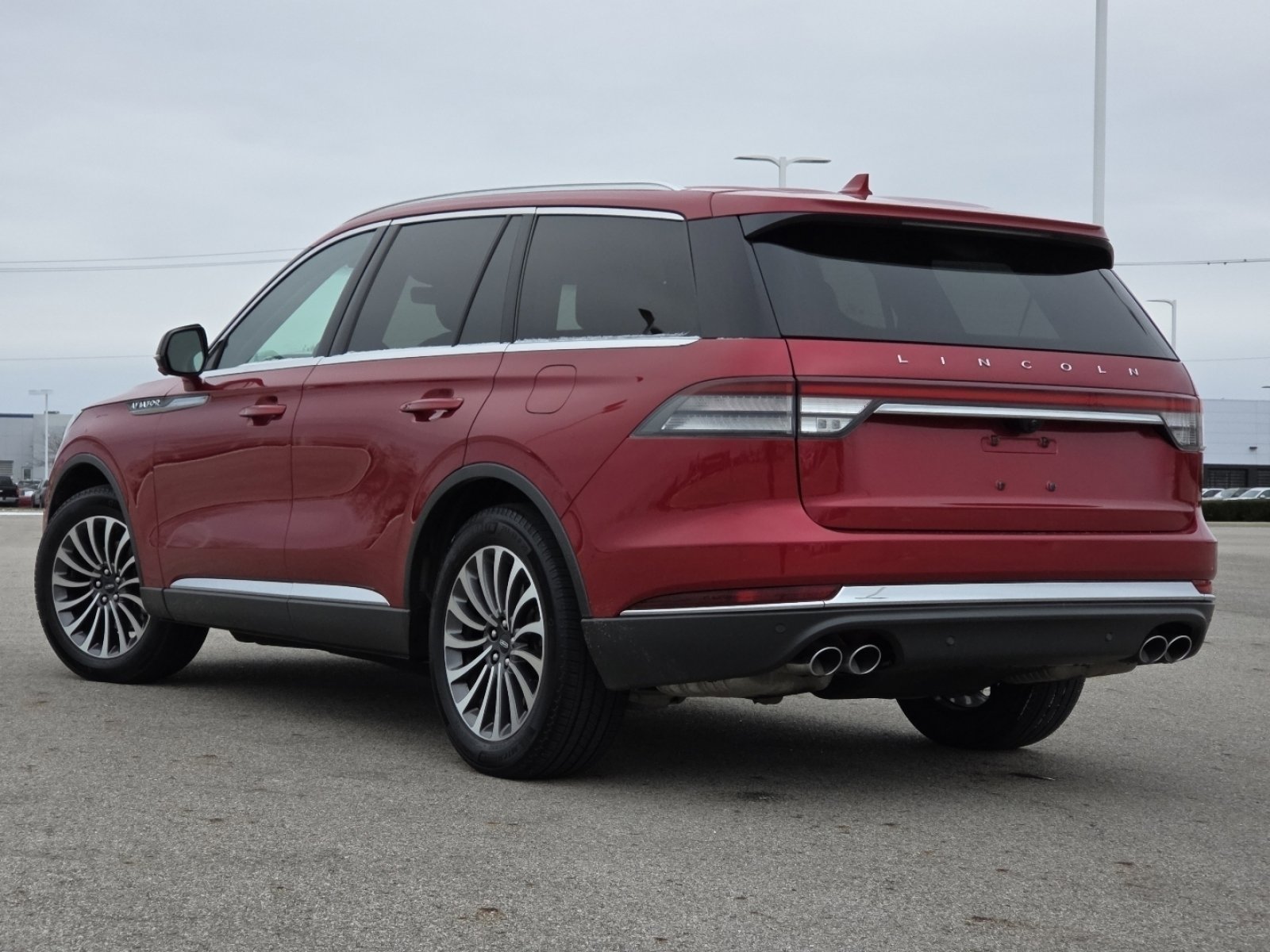 Used 2020 Lincoln Aviator Reserve image 14