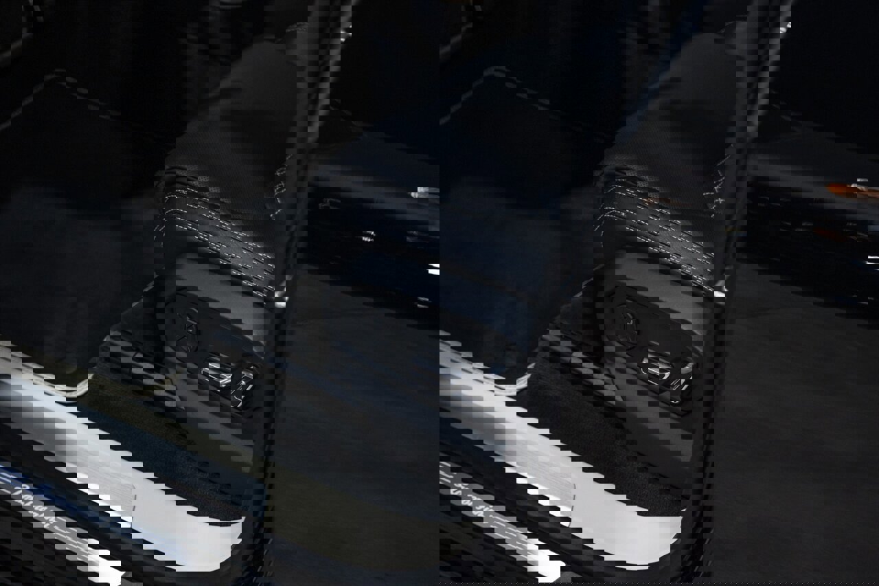 Used 2022 Lamborghini Urus image 24