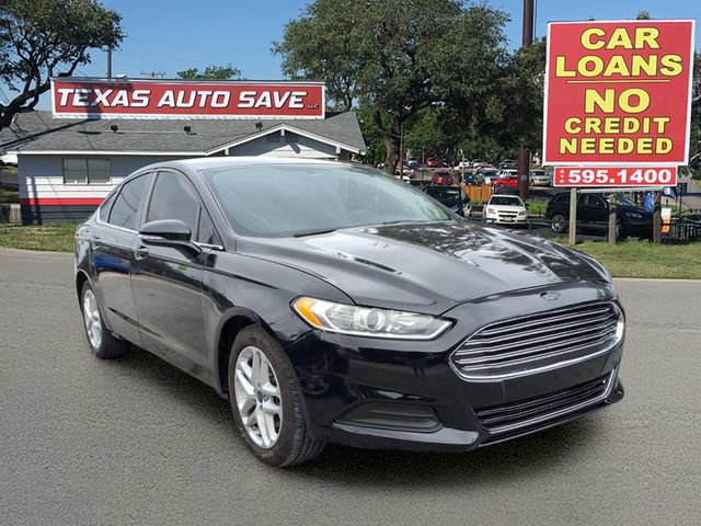 Used 2016 Ford Fusion SE FWD image 1