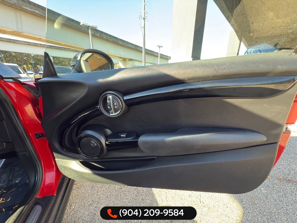 Used 2019 MINI Cooper S w/ Premium Package image 41