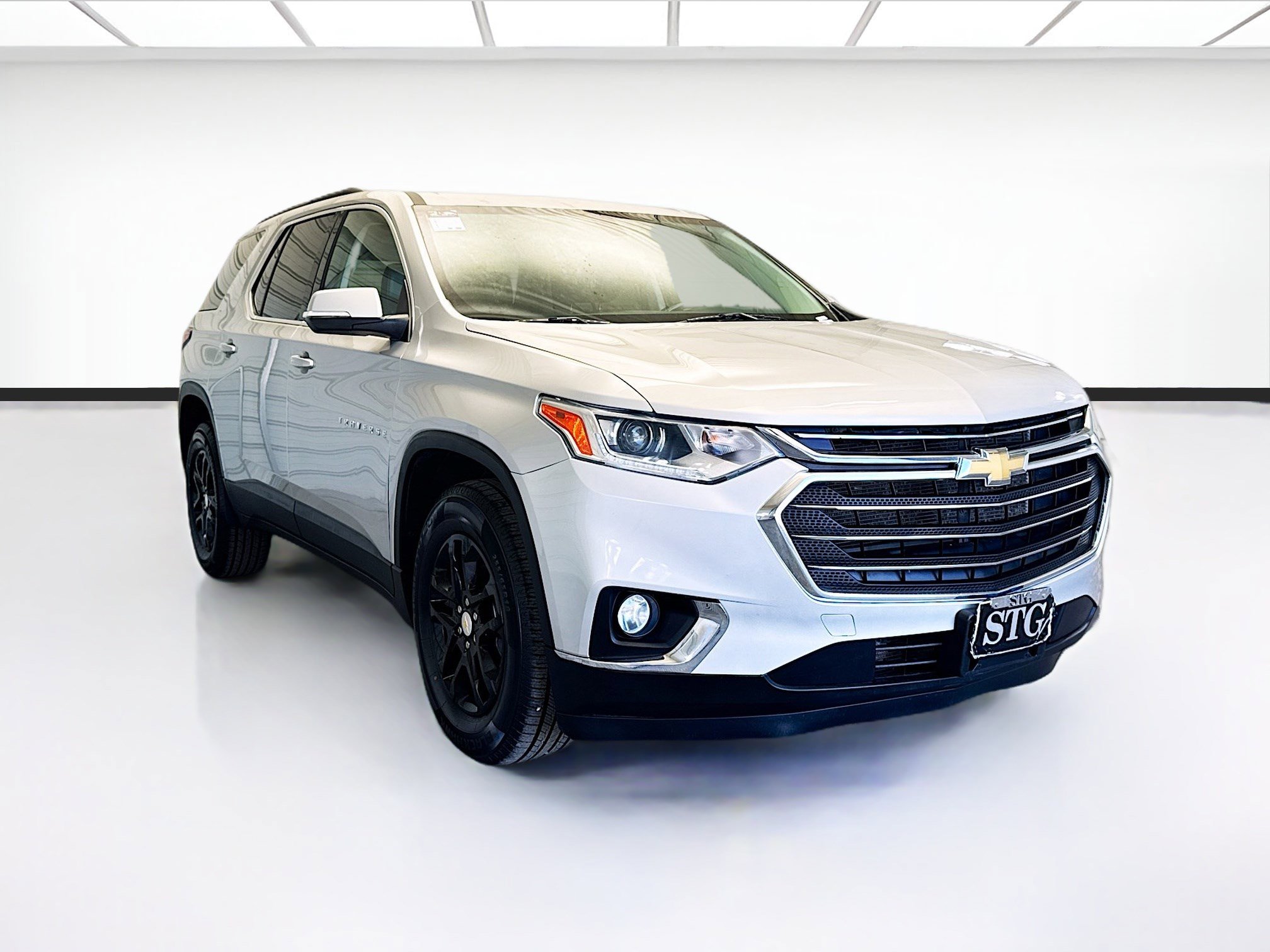 Used 2021 Chevrolet Traverse LT image 3