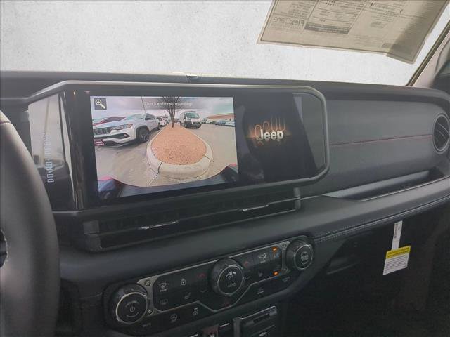 New 2026 Jeep Gladiator Rubicon w/ Steel Power Dome Hood Package AWD/4WD image 13