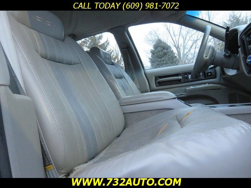 Used 1995 Chevrolet Impala SS image 25