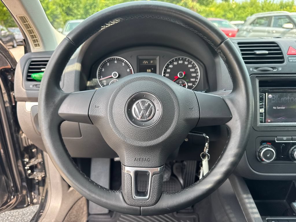 Used 2010 Volkswagen Jetta Limited Edition FWD image 23