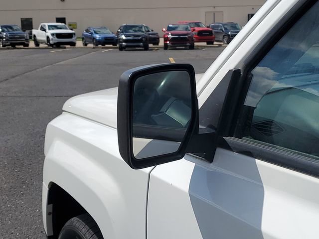 Used 2014 Jeep Patriot Latitude image 31