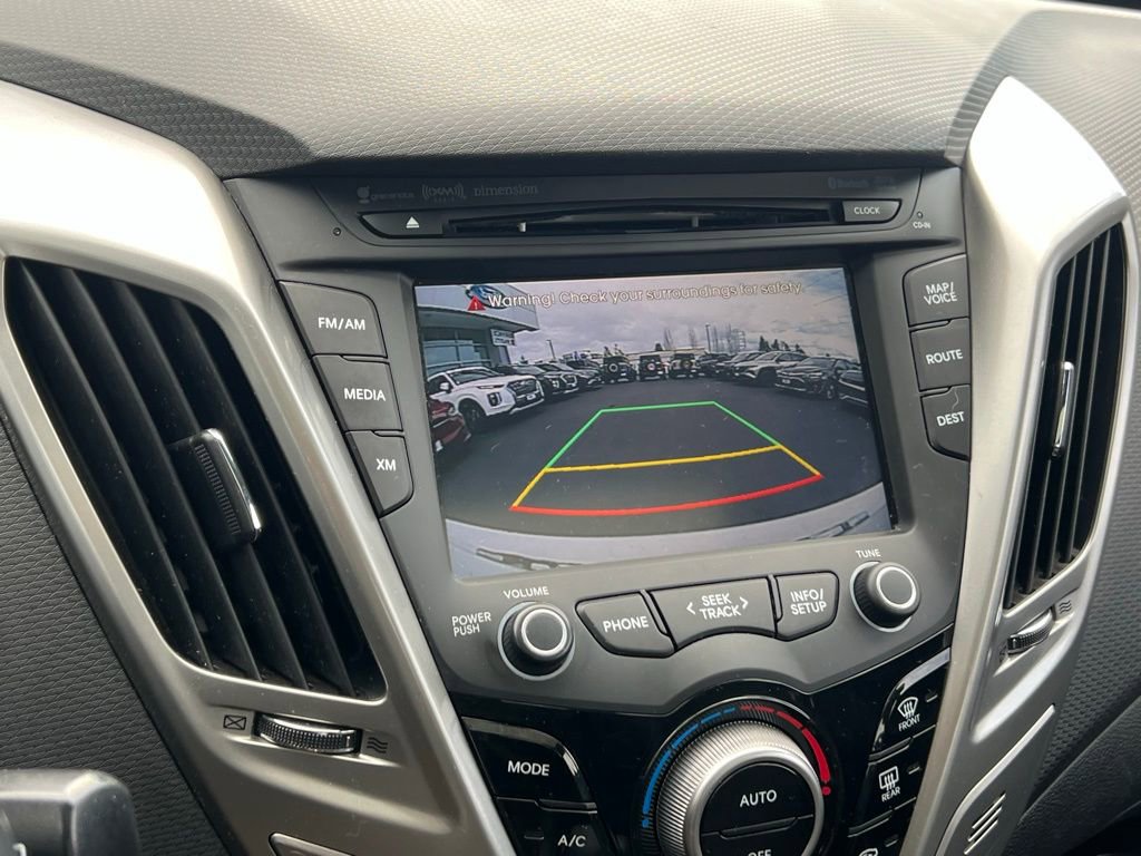 Used 2015 Hyundai Veloster Base w/ Option Group 03 image 23