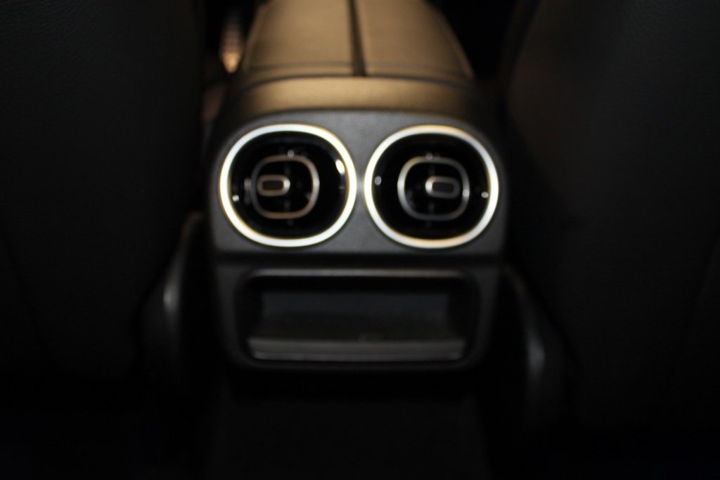 Certified 2025 Mercedes-Benz C 43 AMG 4MATIC Sedan image 31