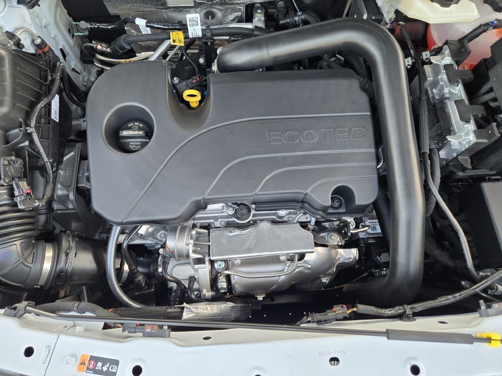 New 2027 Chevrolet Equinox RS FWD image 16