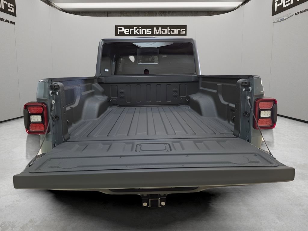 New 2026 Jeep Gladiator Willys image 22