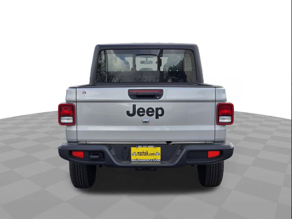 Used 2024 Jeep Gladiator Sport image 5