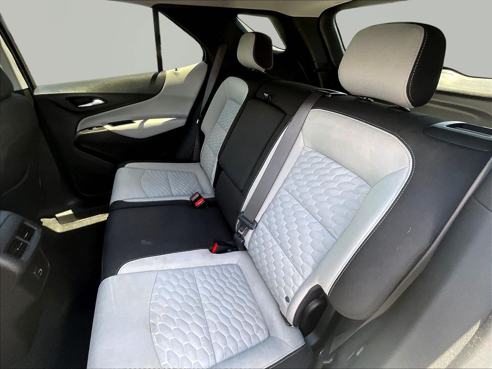Used 2021 Chevrolet Equinox LS w/ LS Convenience Package FWD image 22