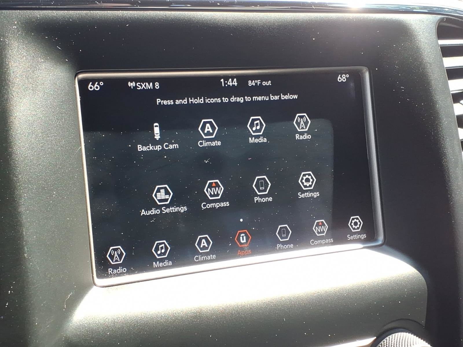 Used 2018 Jeep Grand Cherokee Laredo AWD/4WD image 19