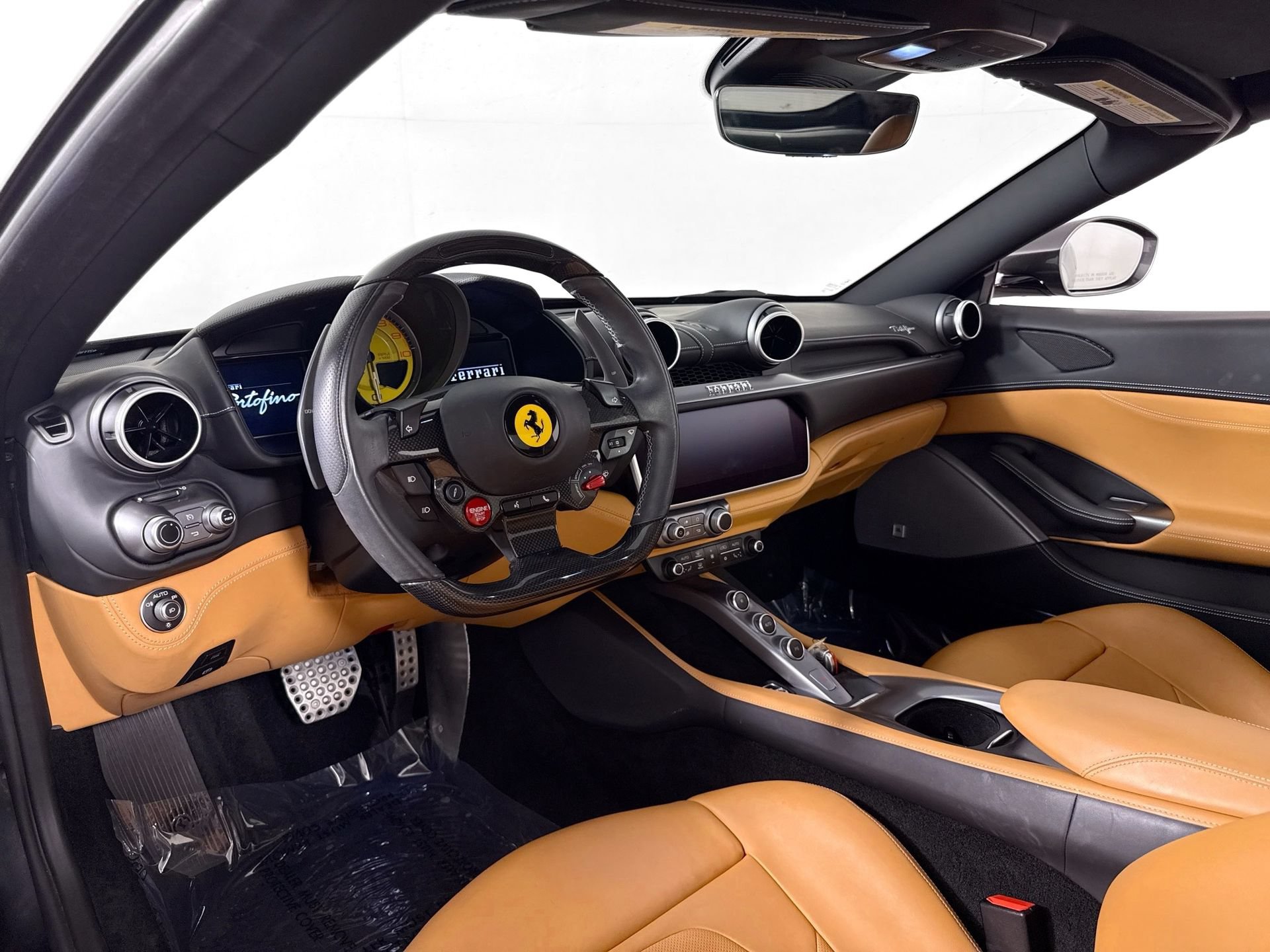 Certified 2021 Ferrari Portofino RWD image 19