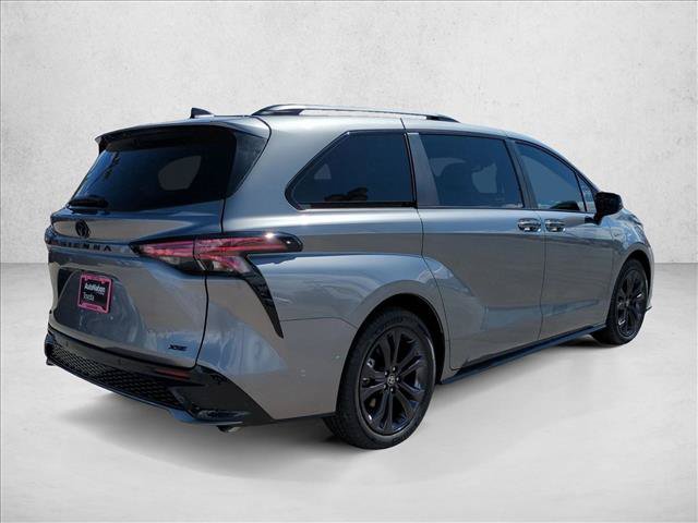 New 2026 Toyota Sienna XSE FWD image 2