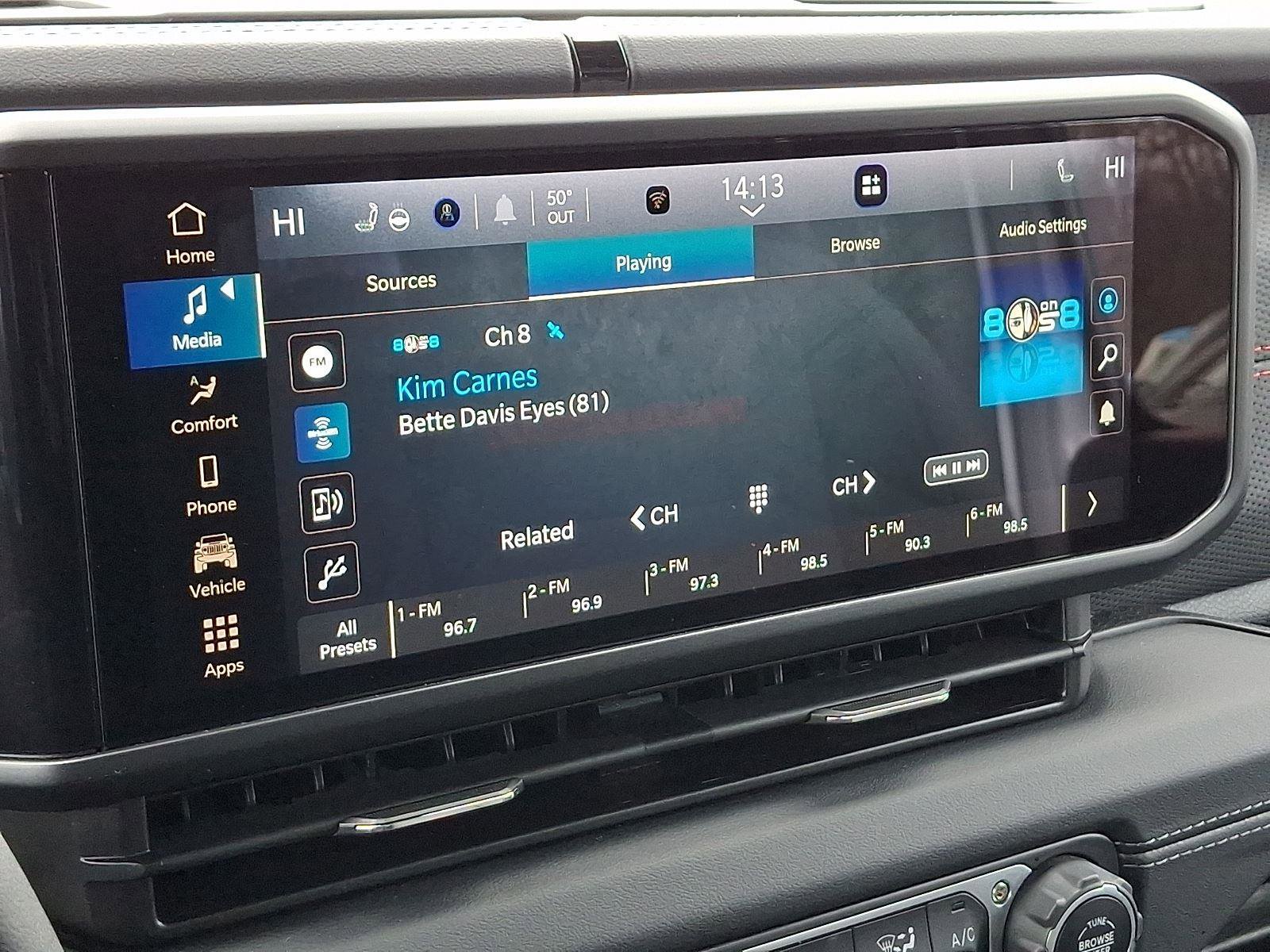 Certified 2025 Jeep Wrangler Unlimited Rubicon w/ Convenience Group image 17