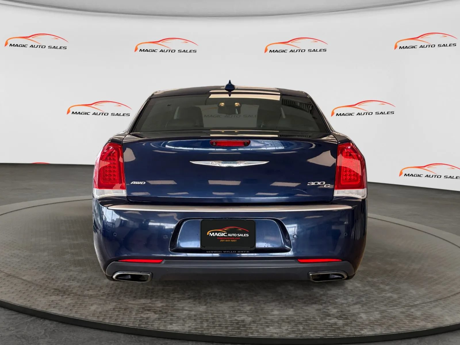 Used 2016 Chrysler 300 C Platinum w/ Safetytec Plus Group AWD/4WD image 9