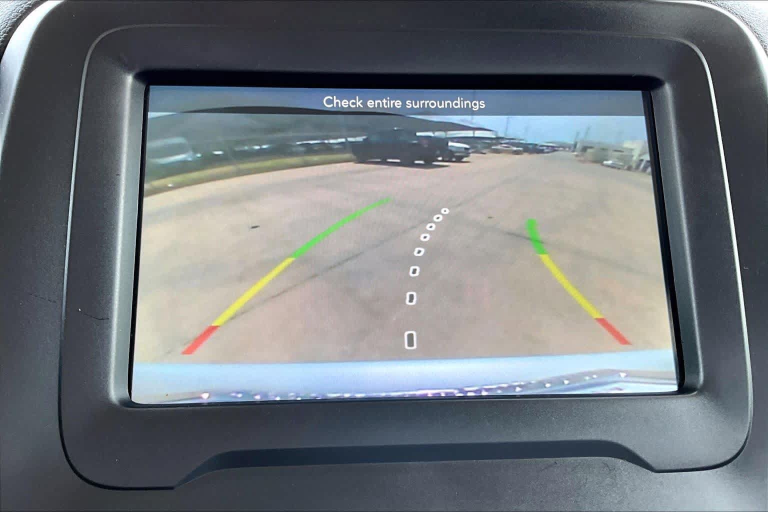 Used 2018 Jeep Renegade Latitude FWD image 23