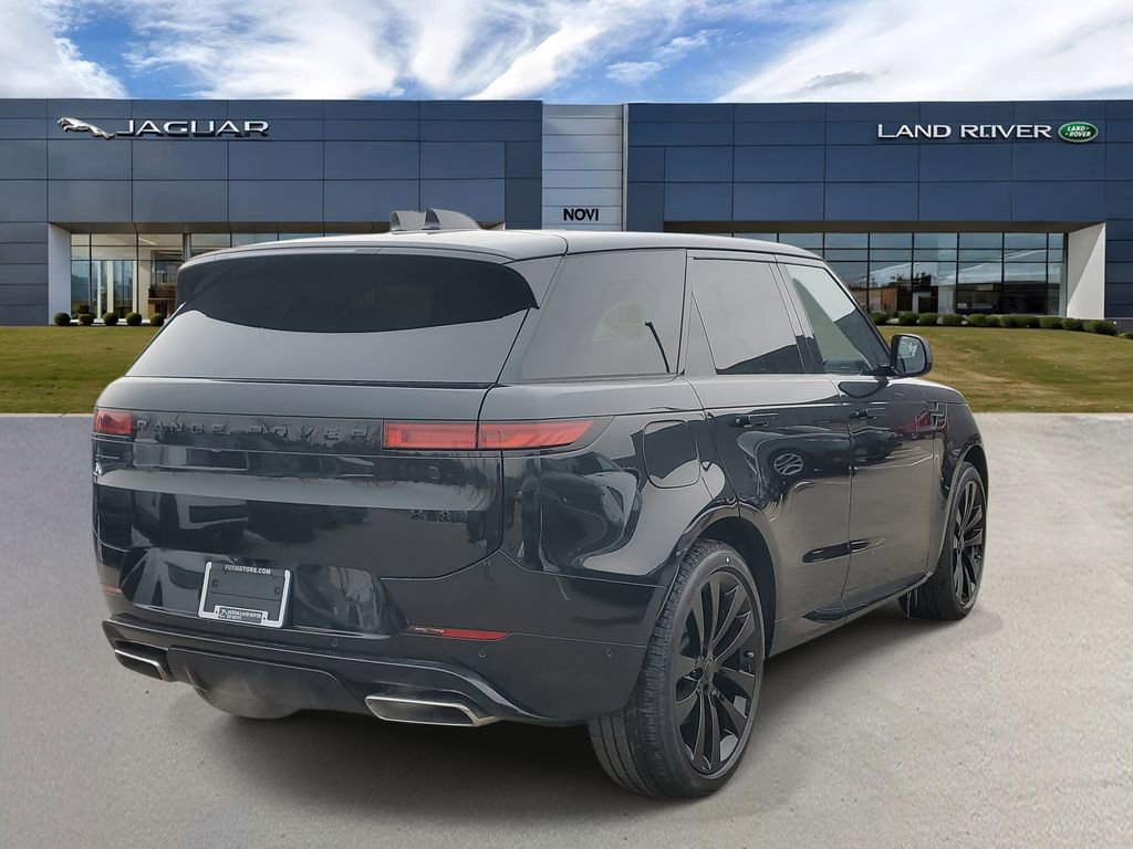 New 2026 Land Rover Range Rover Sport Dynamic SE image 3