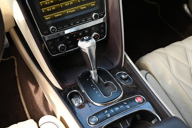 Used 2016 Bentley Flying Spur V8 AWD/4WD image 31