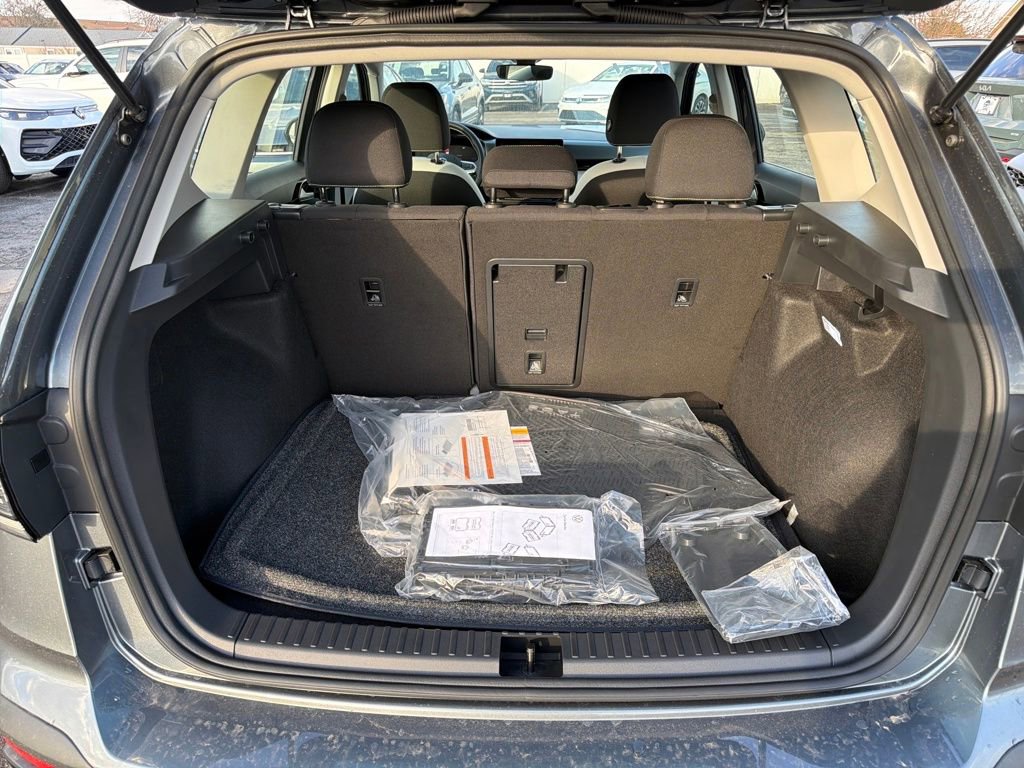 New 2026 Volkswagen Taos S image 25