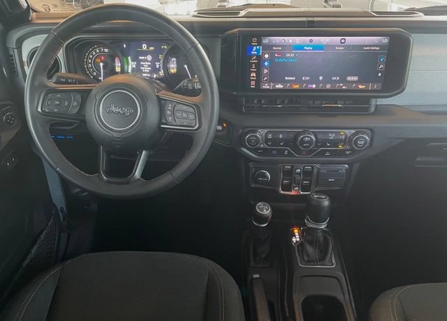 Certified 2024 Jeep Wrangler Unlimited w/ Convenience Group AWD/4WD image 12