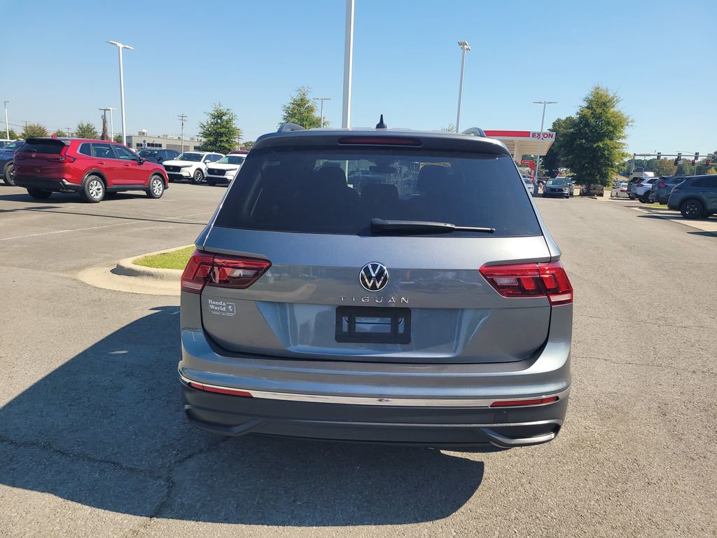 Used 2024 Volkswagen Tiguan S image 4