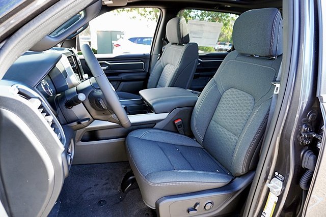 New 2026 RAM 1500 4x4 Crew Cab image 20