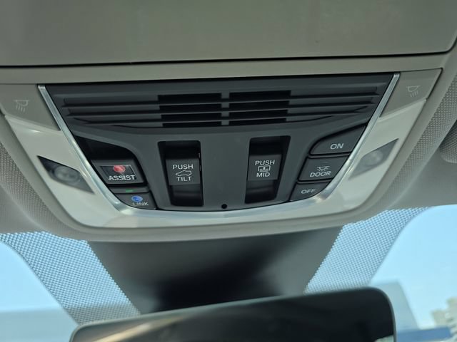 Used 2023 Acura MDX FWD w/ Technology Package image 26