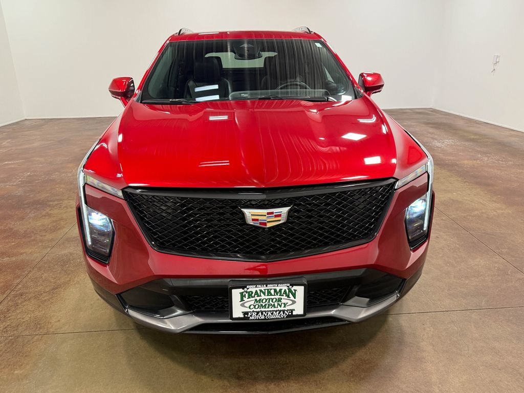 Used 2025 Cadillac XT4 Sport w/ LPO, Floor Liner Package AWD/4WD image 40