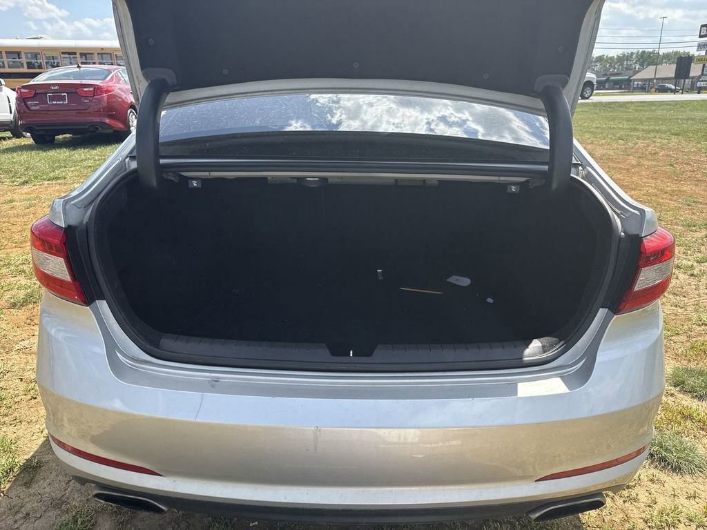 Used 2016 Hyundai Sonata Limited w/ Option Group 04 FWD image 17