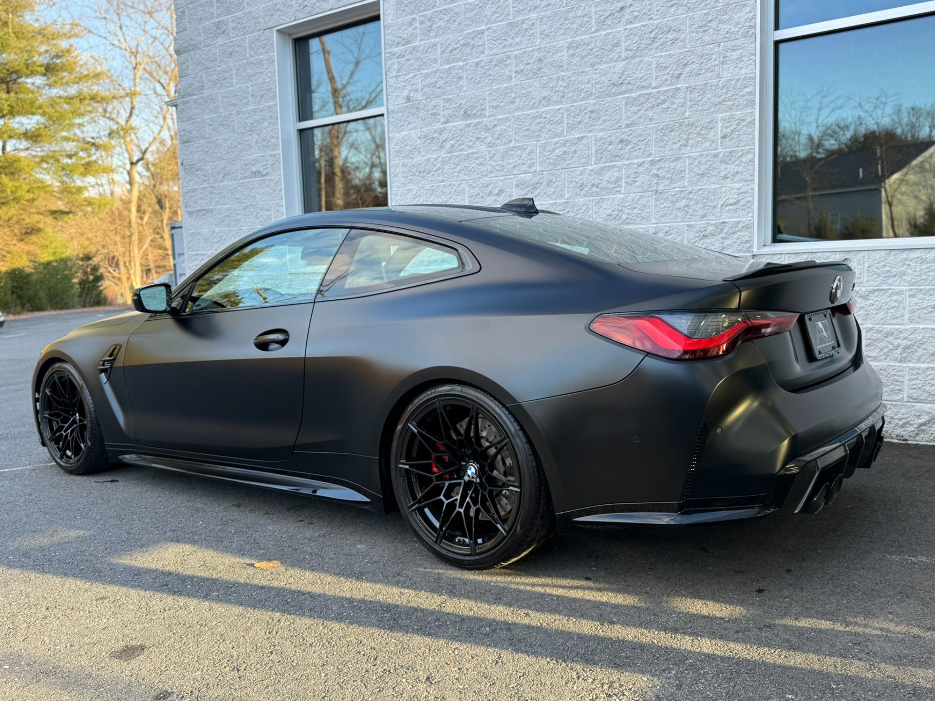 Used 2022 BMW M4 xDrive Competition w/ M Carbon Exterior Package image 5