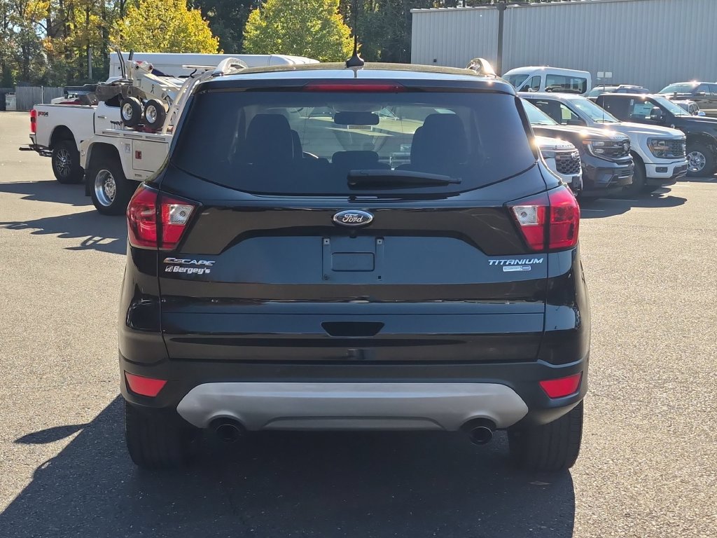 Certified 2019 Ford Escape Titanium AWD/4WD image 12