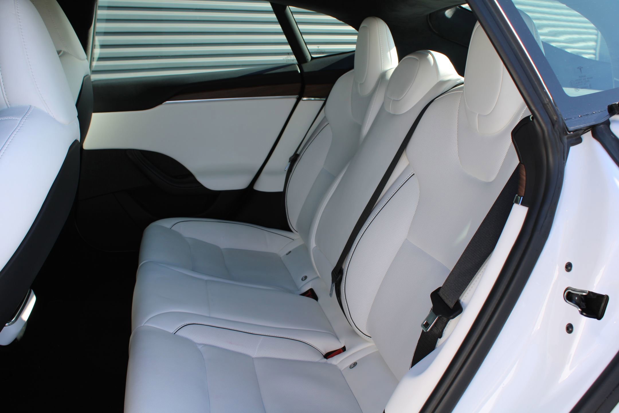 Used 2021 Tesla Model S Plaid image 21