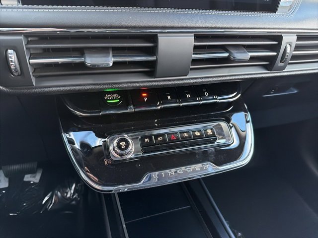 New 2026 Lincoln Corsair Premiere image 13