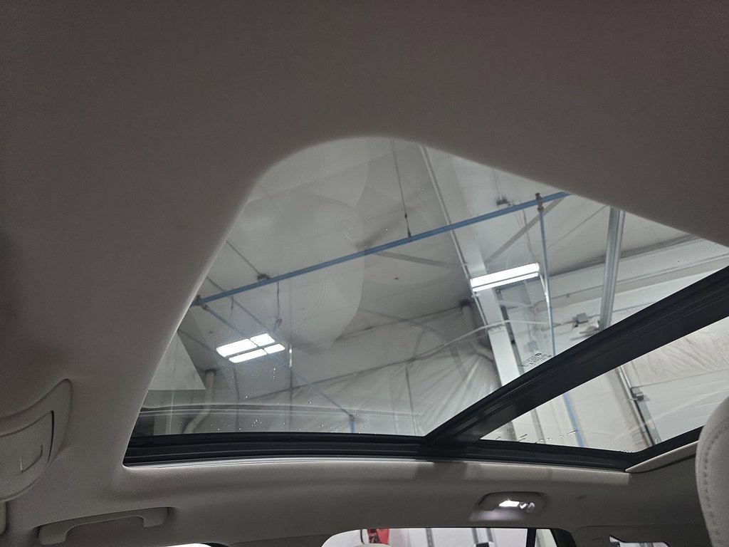 Used 2024 GMC Terrain Denali w/ Denali Premium Package image 36