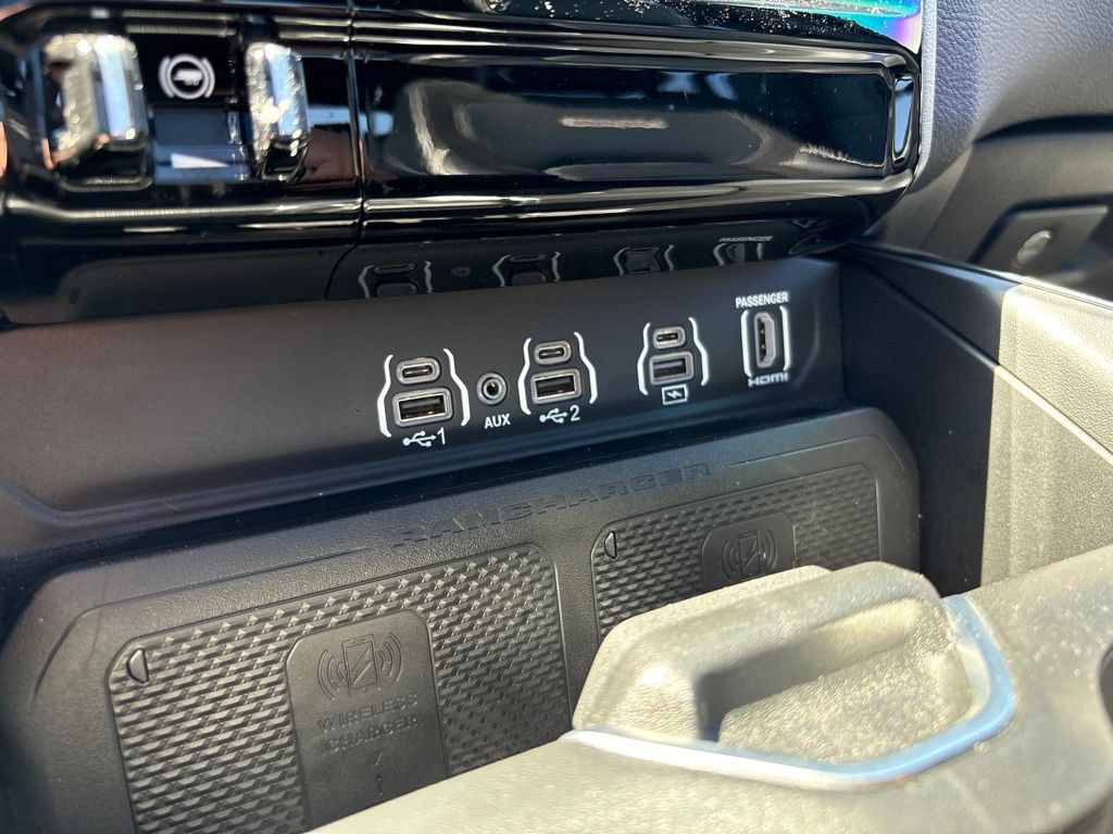 Used 2025 RAM 1500 Laramie w/ Night Edition AWD/4WD image 50