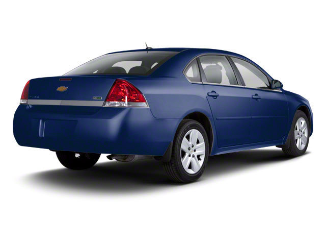 Used 2010 Chevrolet Impala LT w/ Luxury Edition Package FWD image 2