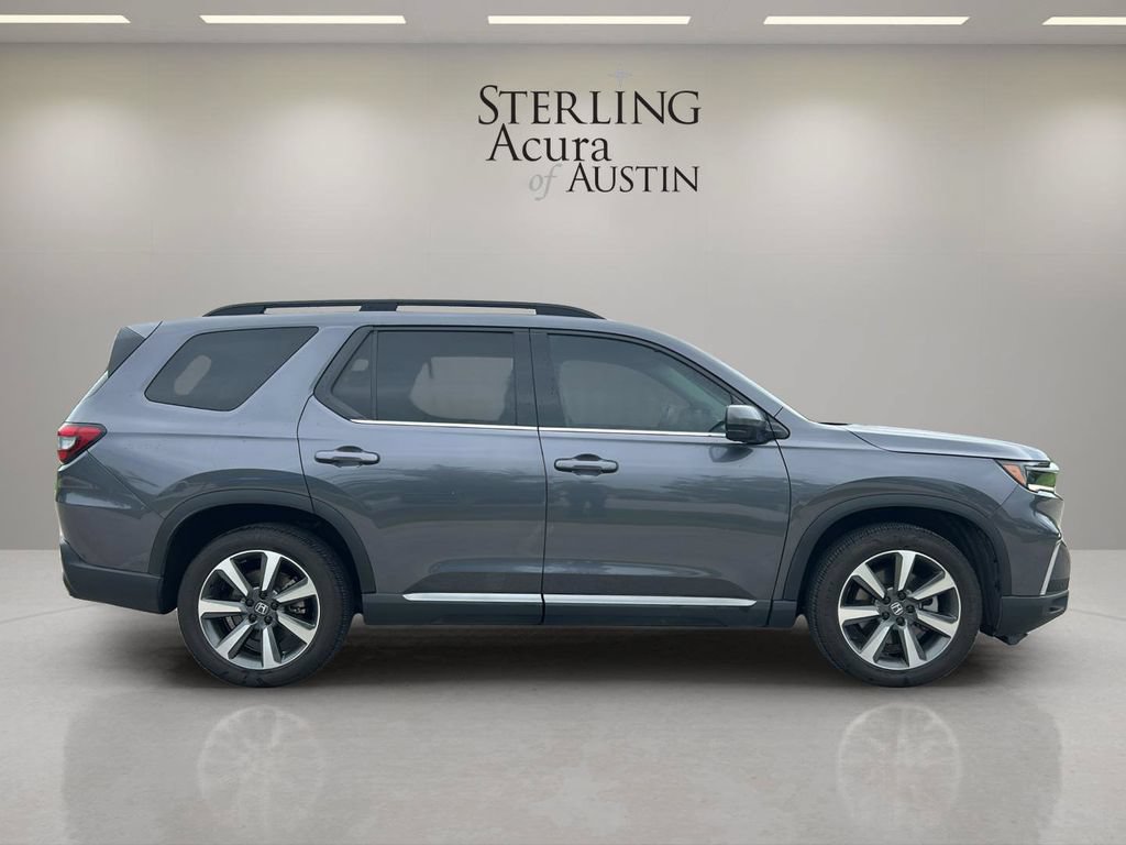 Used 2024 Honda Pilot Elite image 4