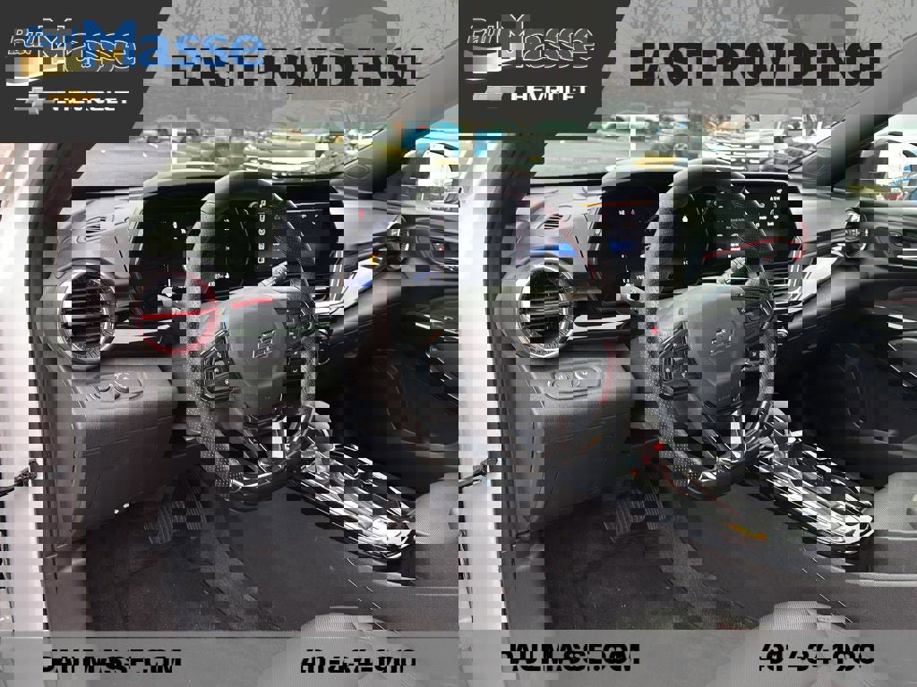 Certified 2024 Chevrolet Trax RS w/ Sunroof Package image 15