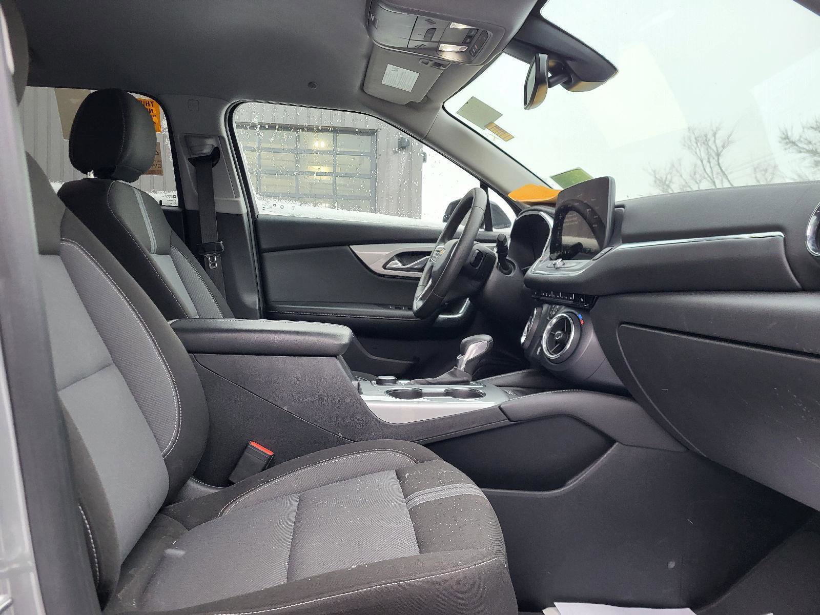 Used 2023 Chevrolet Blazer LT w/ Convenience Package FWD image 12